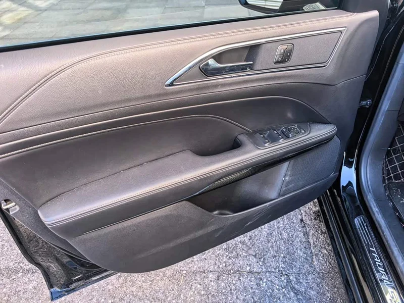 Ford Taurus — фото 14