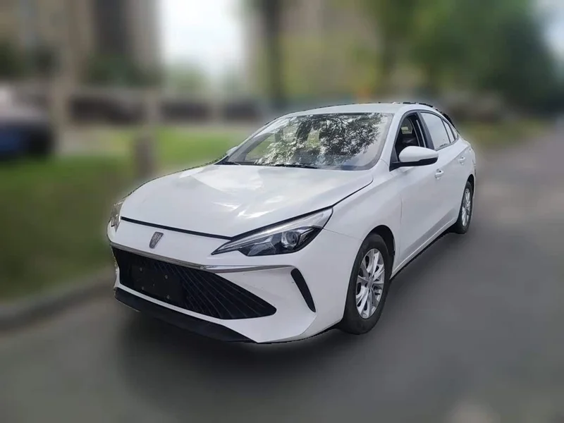 Roewe i5 — фото 1