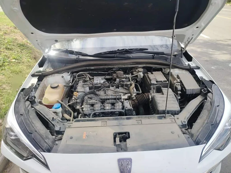 Roewe i5 — фото 16