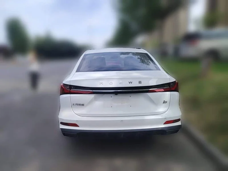 Roewe i5 — фото 3