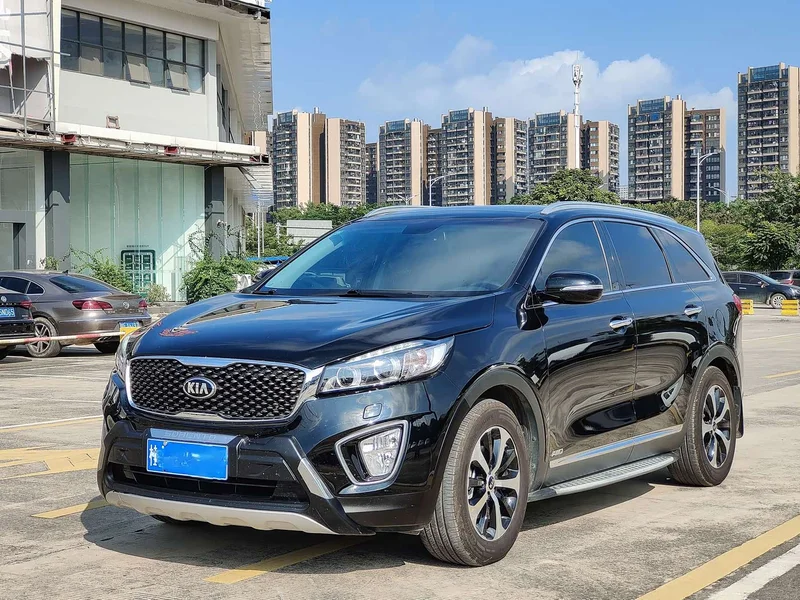 Kia Sorento — фото 1