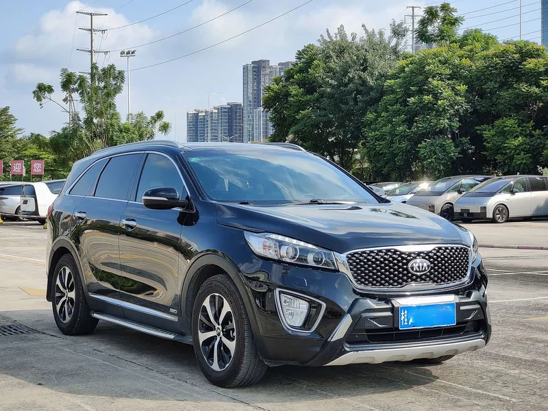 Kia Sorento — фото 3