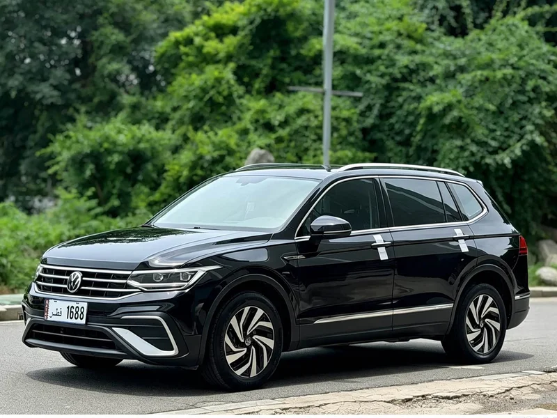 Volkswagen Tiguan L — фото 1