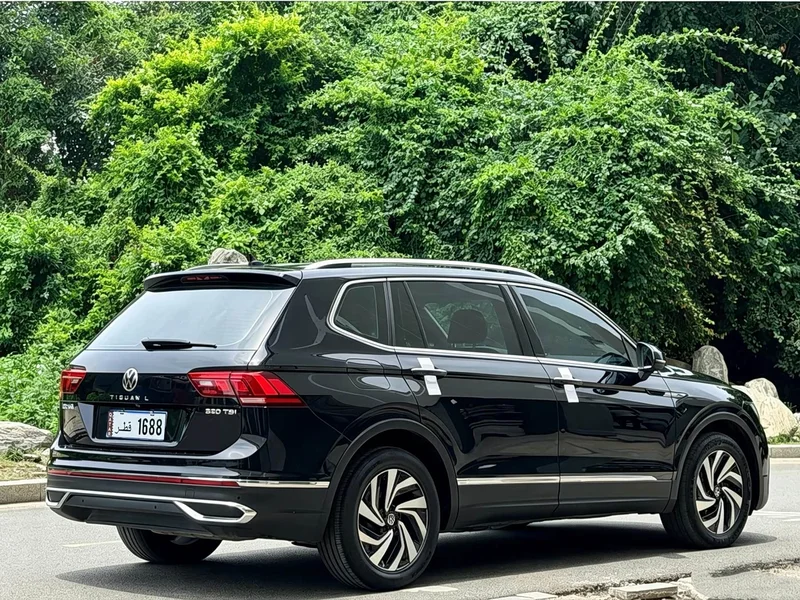 Volkswagen Tiguan L — фото 15