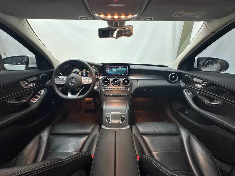 Mercedes-Benz C-Class — фото 10
