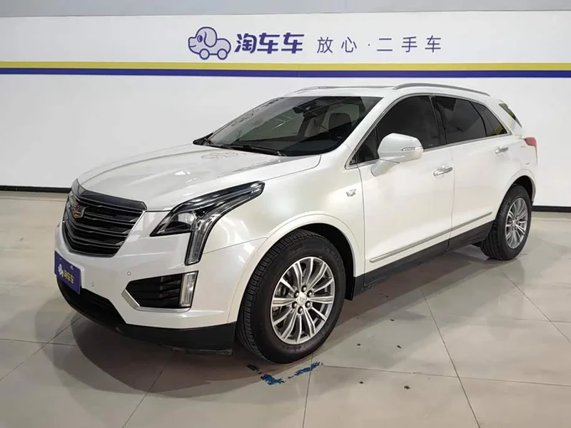 Cadillac XT5 — фото 1