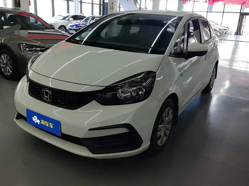 Honda Fit — фото 1