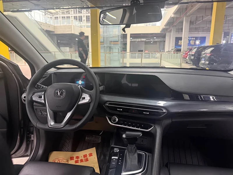 Changan Eado — фото 10