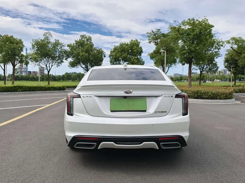 Cadillac CT5 — фото 20