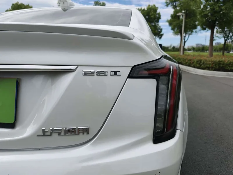 Cadillac CT5 — фото 22