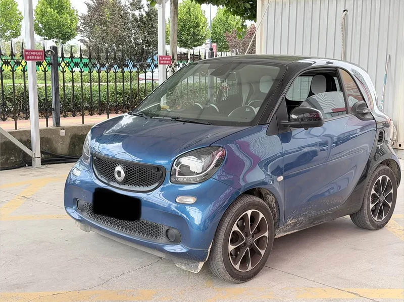 Smart Fortwo — фото 1