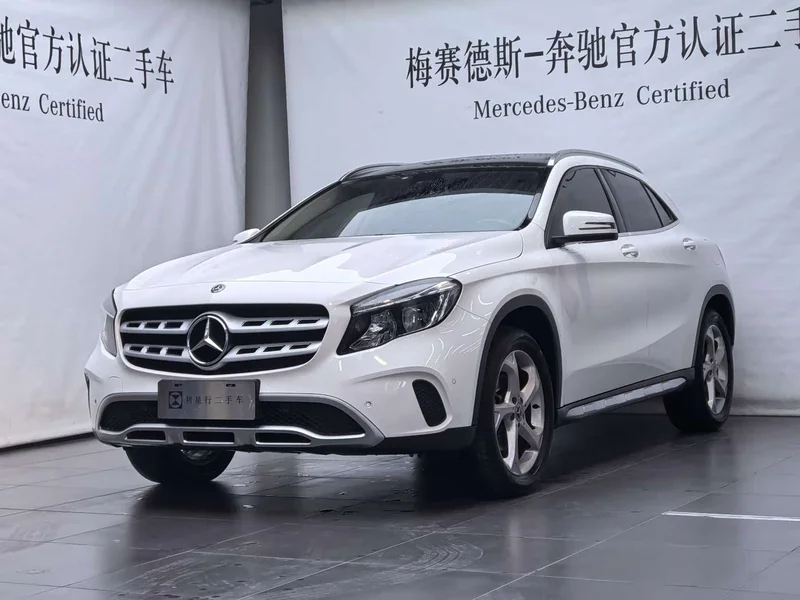 Mercedes-Benz GLA — фото 1