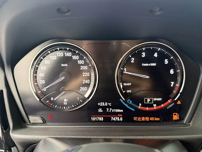 BMW 1-Series — фото 13