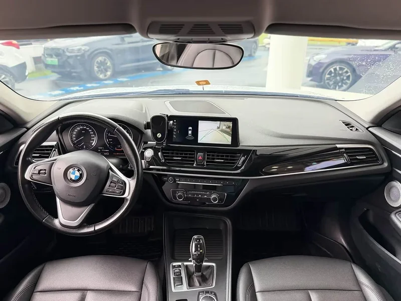 BMW 1-Series — фото 10
