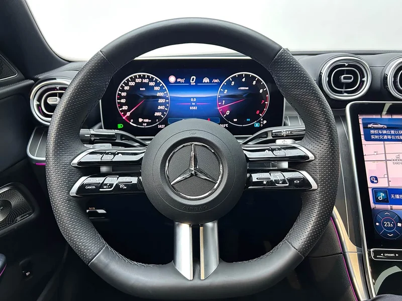 Mercedes-Benz C-Class — фото 19