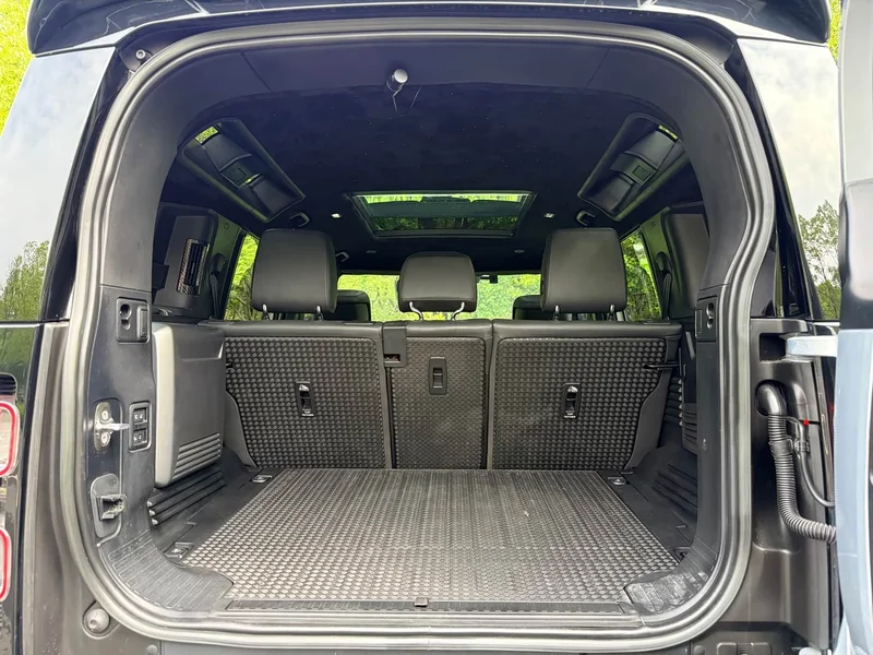 Land Rover Defender — фото 15