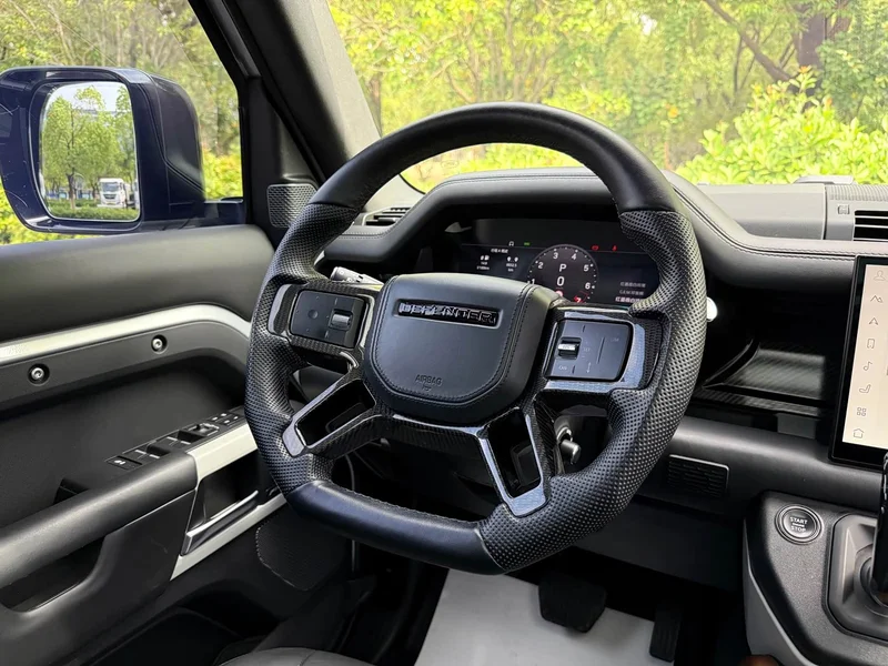 Land Rover Defender — фото 18