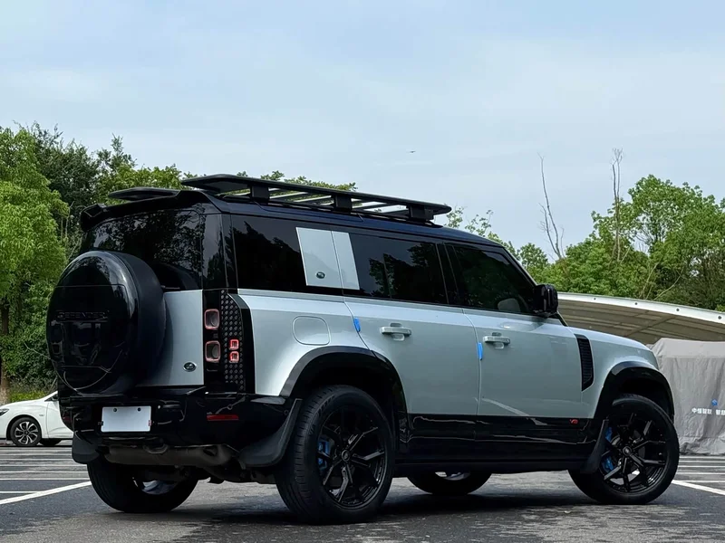 Land Rover Defender — фото 3