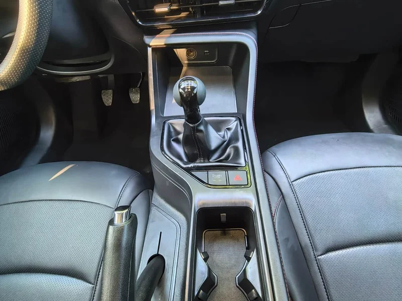 Roewe i5 — фото 13