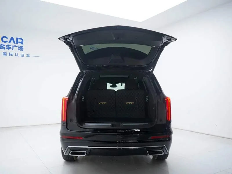 Cadillac XT6 — фото 9
