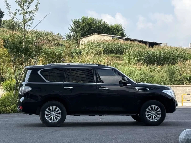 Nissan Patrol — фото 12