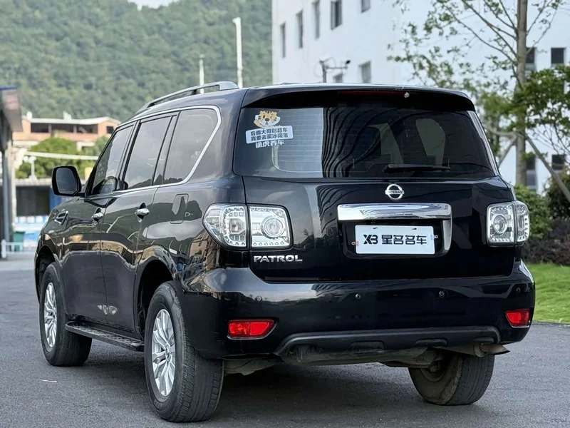 Nissan Patrol — фото 13
