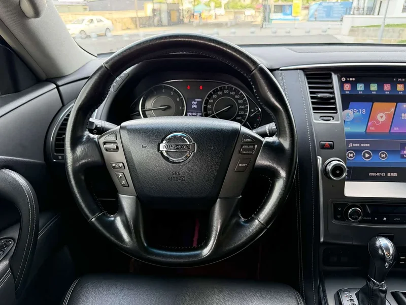 Nissan Patrol — фото 10
