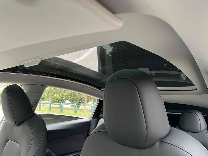 Tesla Model Y — фото 16