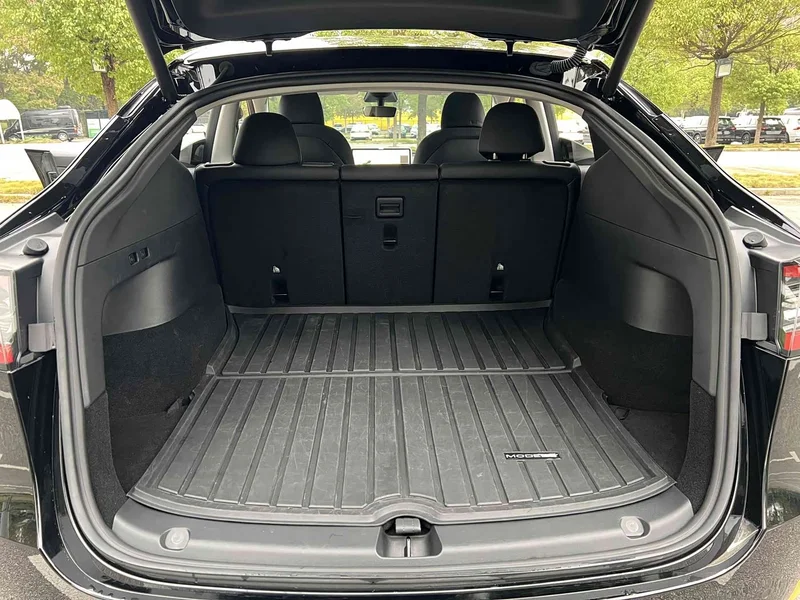 Tesla Model Y — фото 21