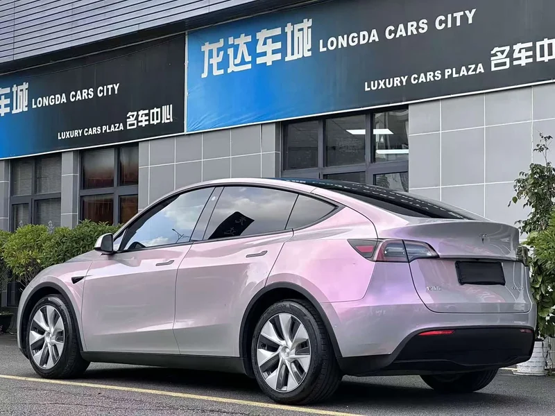 Tesla Model Y — фото 12