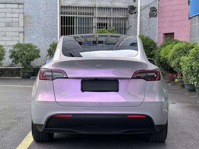 Tesla Model Y — фото 13