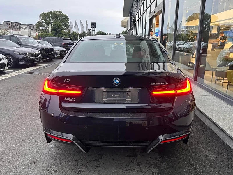 BMW i3 — фото 8