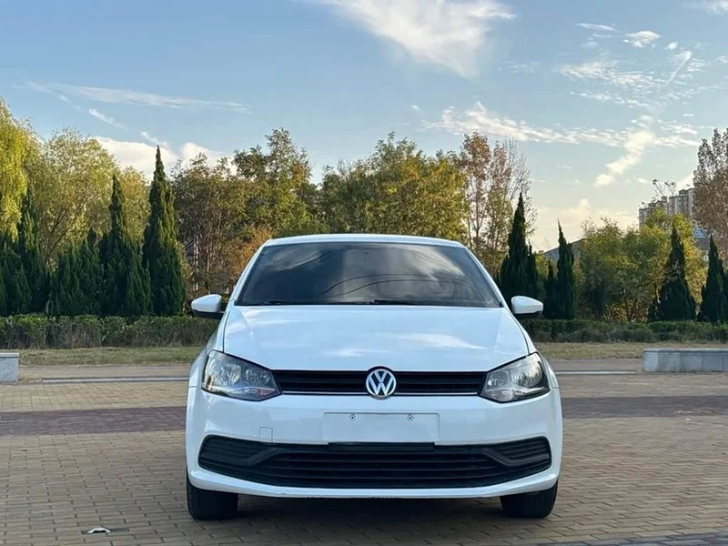 Volkswagen Polo — фото 2