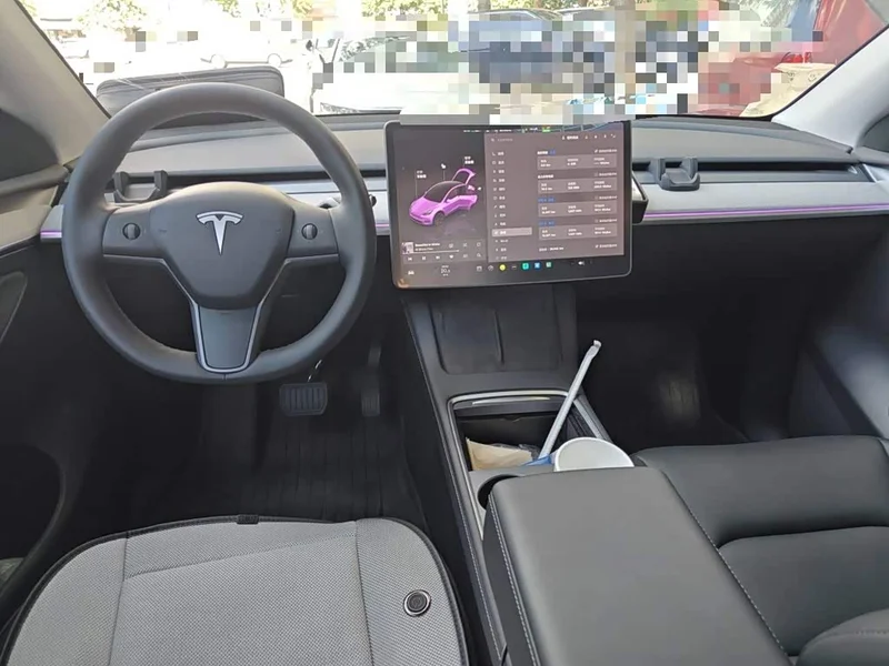 Tesla Model Y — фото 5