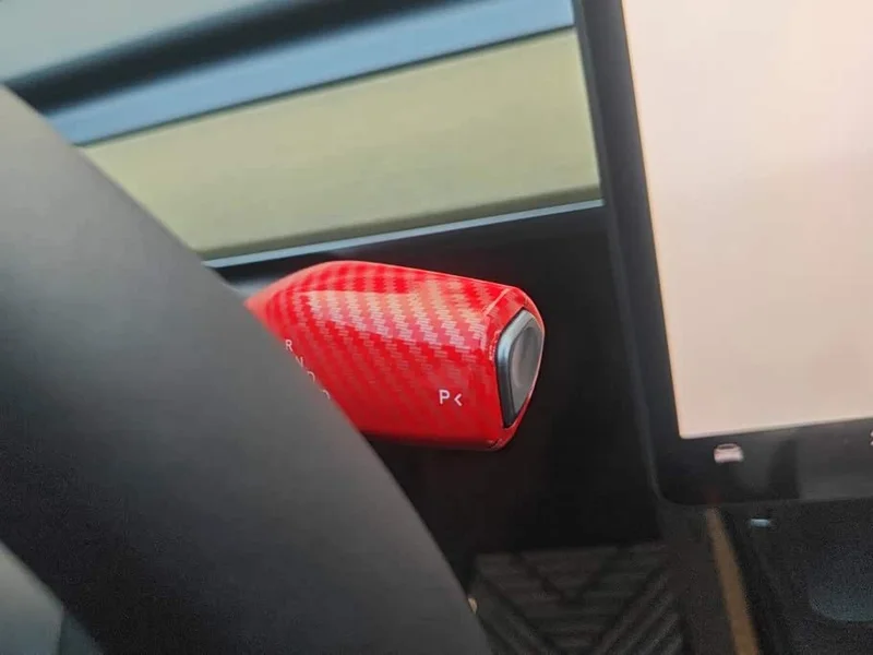 Tesla Model Y — фото 16
