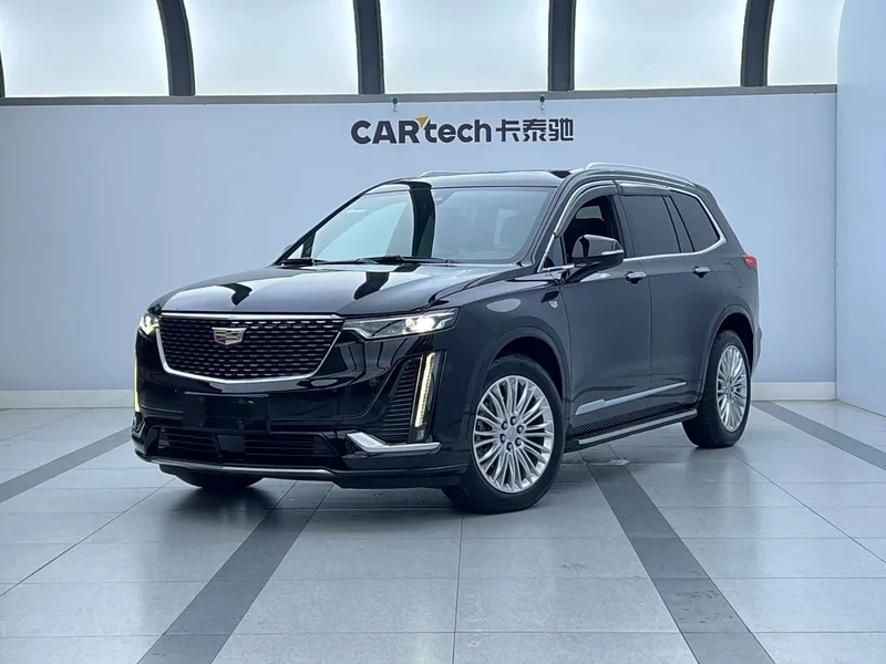 Cadillac XT6 — фото 1