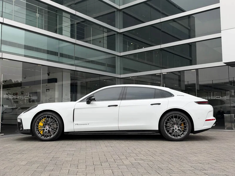 Porsche Panamera — фото 4