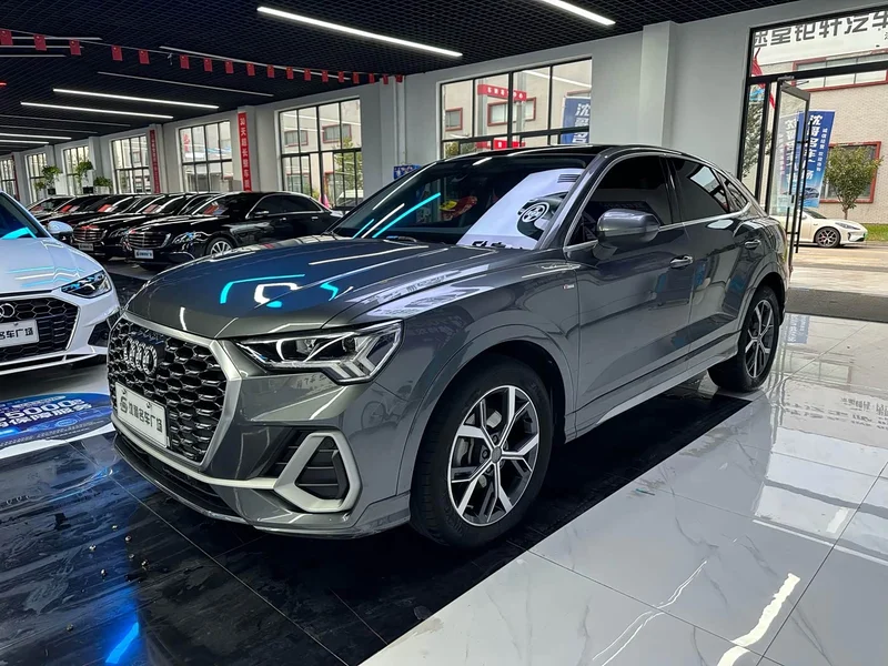 Audi Q3 Sportback — фото 1