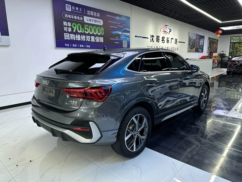 Audi Q3 Sportback — фото 9