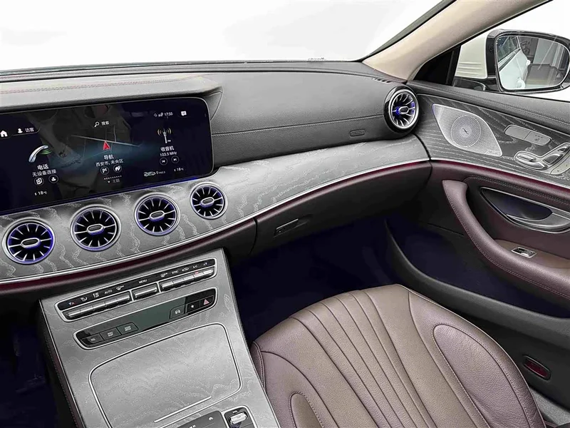 Mercedes-Benz CLS — фото 15