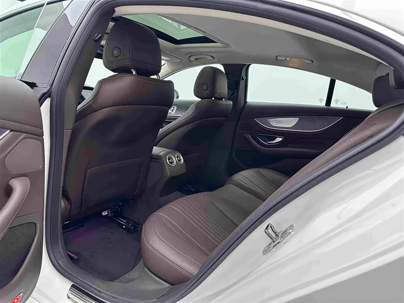 Mercedes-Benz CLS — фото 21