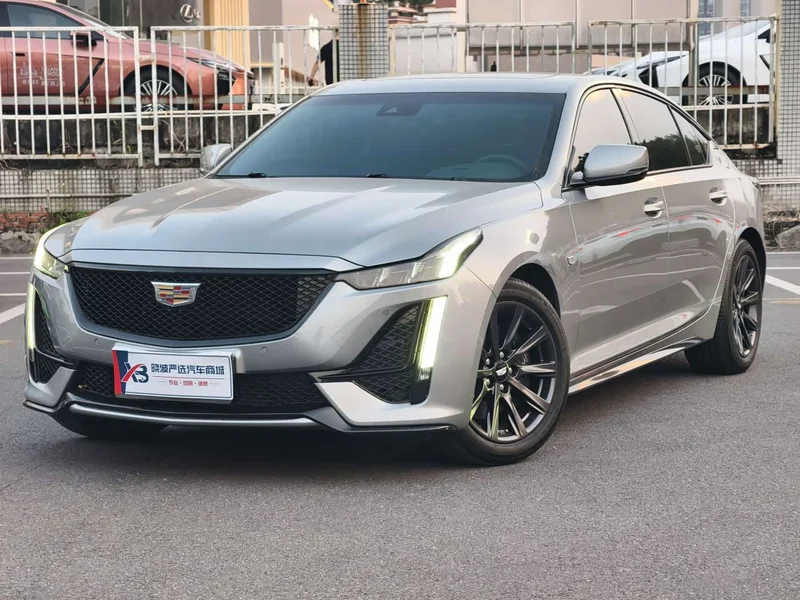 Cadillac CT5 — фото 1