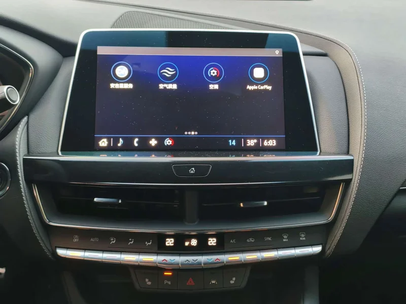 Cadillac CT5 — фото 11