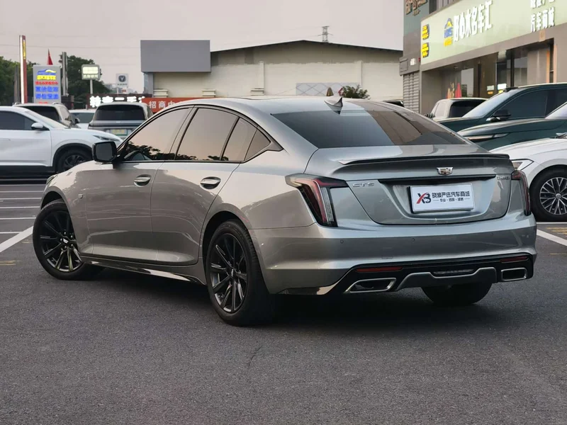 Cadillac CT5 — фото 4