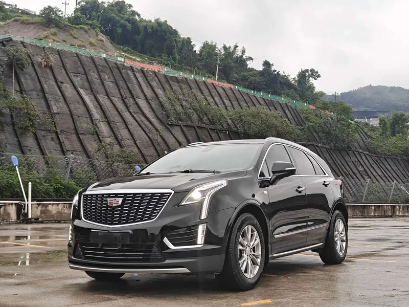 Cadillac XT5 — фото 1