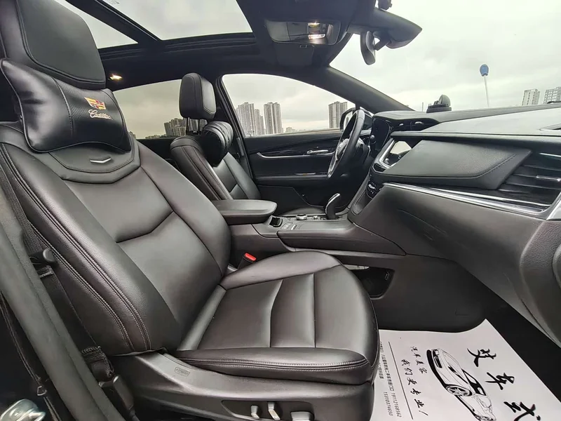 Cadillac XT5 — фото 27