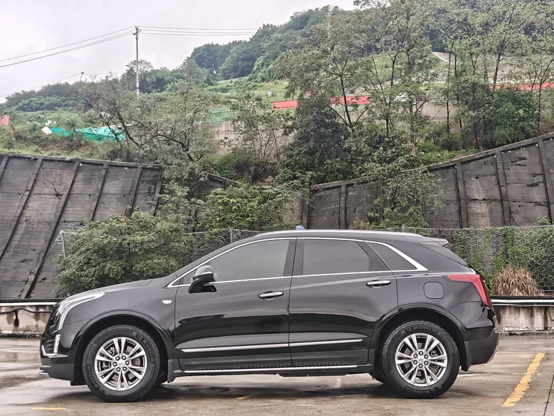 Cadillac XT5 — фото 9
