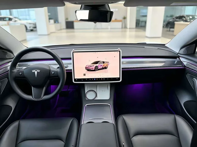 Tesla Model 3 — фото 3