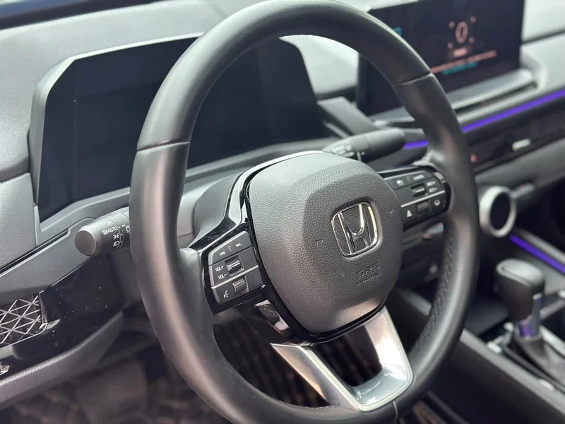 Honda Accord — фото 17