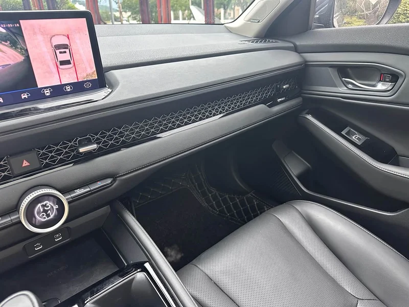Honda Accord — фото 18